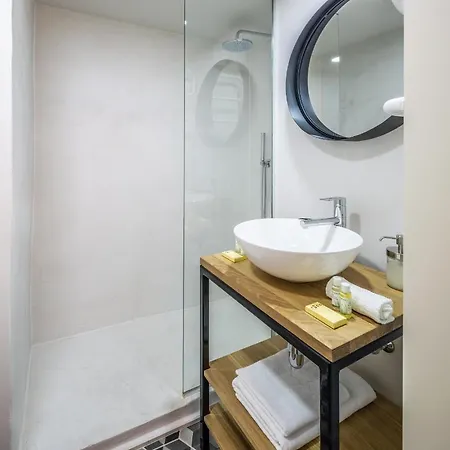 Apartment Mini Loft 1 Bedroom 2 Steps From Av Louise Brussels